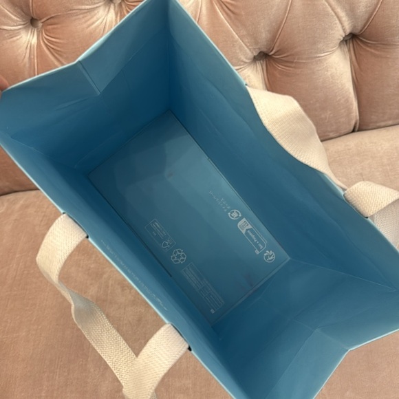 AUTHENTIC GUCCI PAPER BAG - Picture 11 of 13